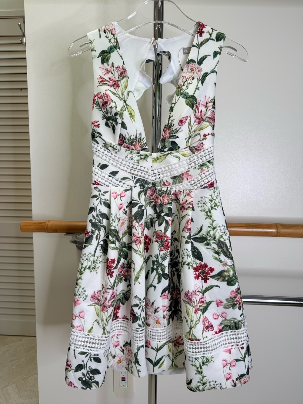 NWT ASOS Botanical Floral Cutout Skater Dress Size 4